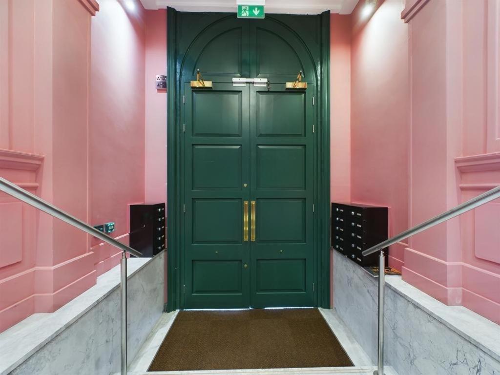 M1 City Centre 3 Bed 3 Bath Luxe Penthouse Manchester Eksteriør bilde